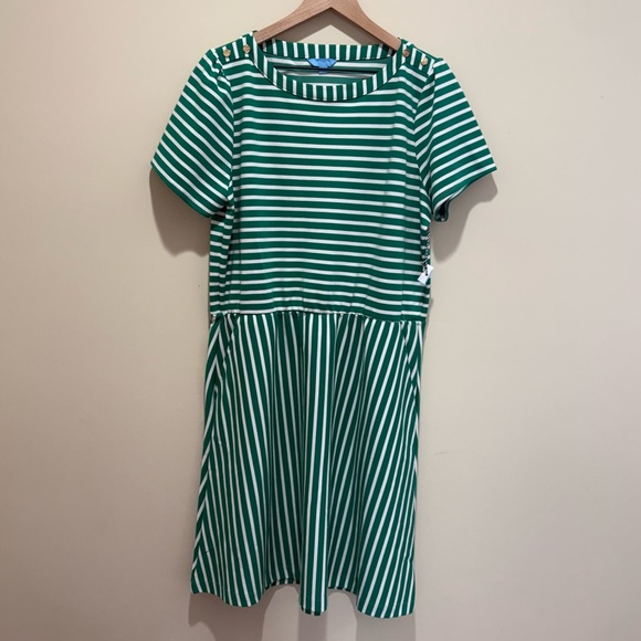 Draper James Dresses & Skirts - NWT Draper James Short Sleeve Women’s Dress
